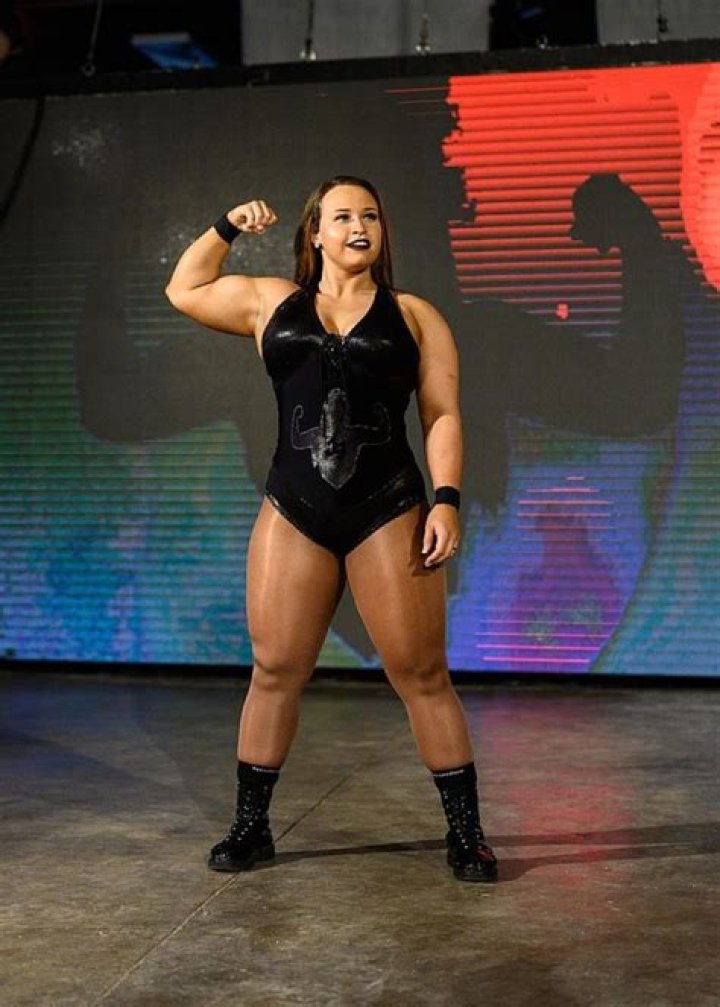 20 Amazing Bodies of Female Pro Wrestlers — Celebwell
