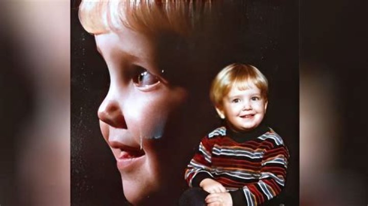 Aaron Paul Biography - Facts, Childhood, Family Life & Achievements