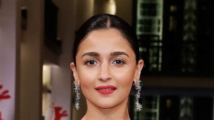 Alia Bhatt in Bathing Suit Says "This is 29" — Celebwell