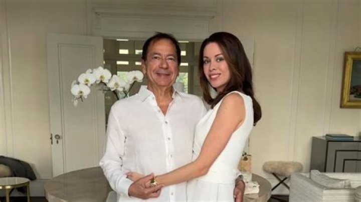 Alina de Almeida Archives - Celebrities: Wiki, Age, Height, Net Worth, Relationship