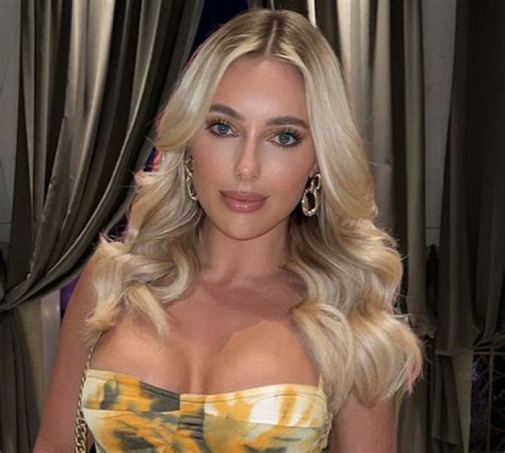 Amber Turner in Bathing Suit is "Reminiscing" — Celebwell