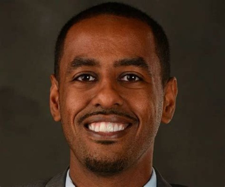 Amin Elhassan – Bio, Facts, Family Life of Sports Commentator