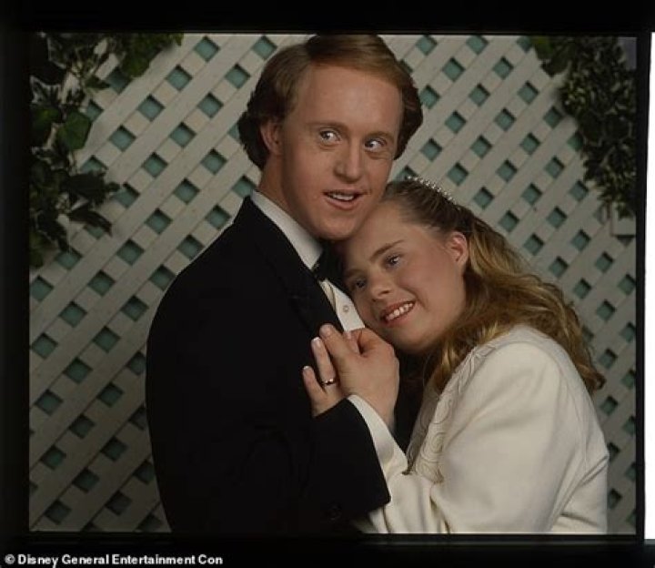 Andrea Fay Friedman husband: Meet Grant Holland