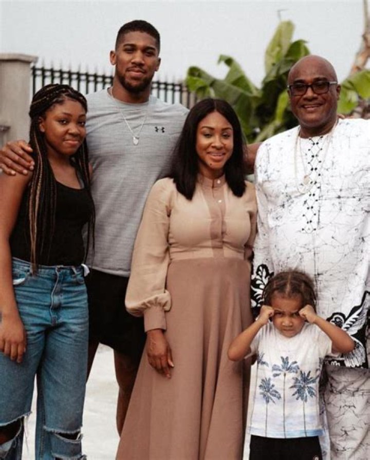 Anthony Joshua family, wife, children, parents, siblings