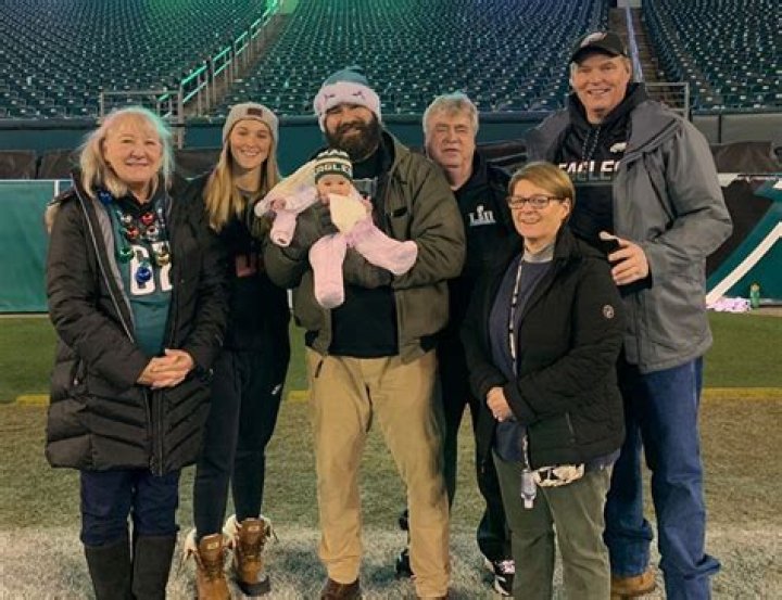 Are Travis and Jason Kelce twins?
