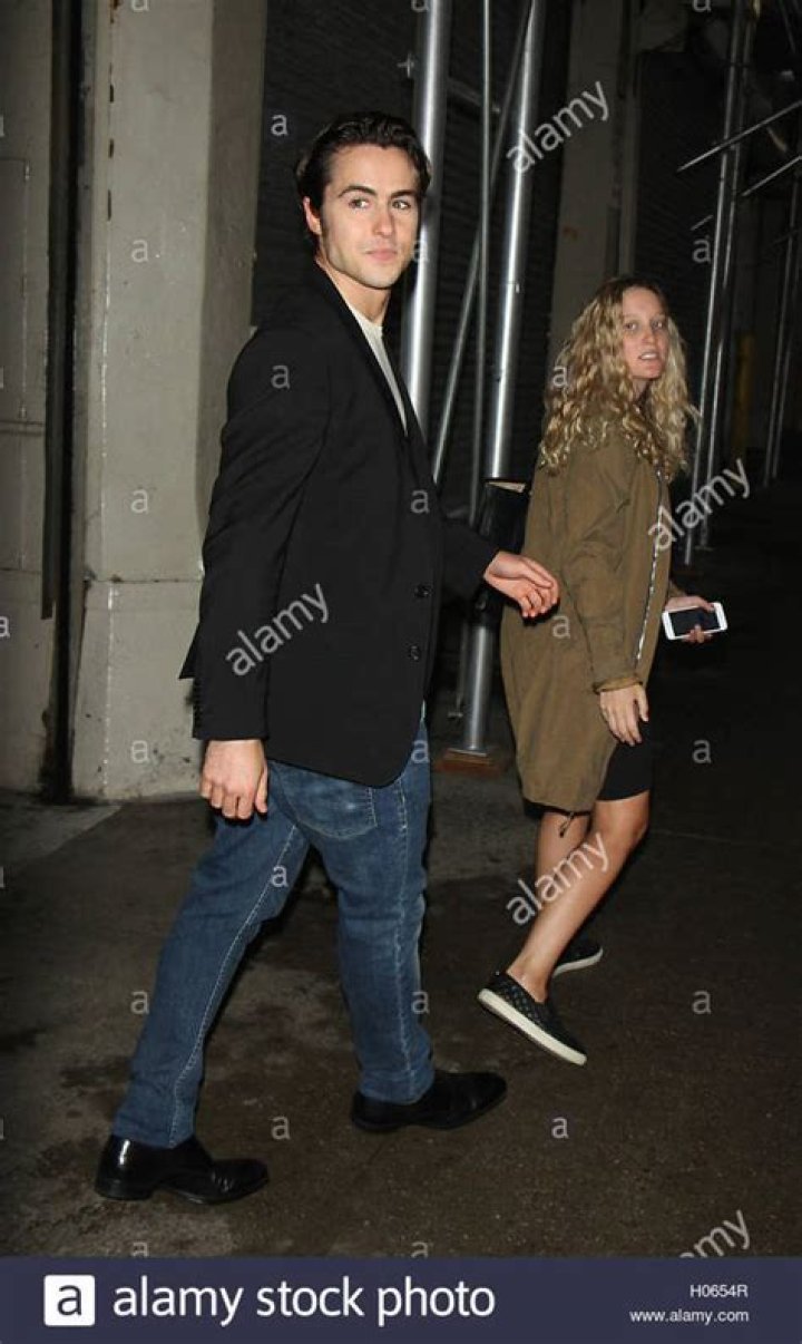 Ben Schnetzer Wiki, Girlfriend, Daughter, Age & Height