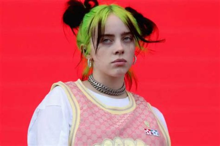 Billie Eilish Makes Fun Of The NYPD For Complaining That They’re Being ‘Shamed’ By BLM Protesters Everywhere After The Killing Of George Floyd – ‘Goo Goo Ga Ga!’
