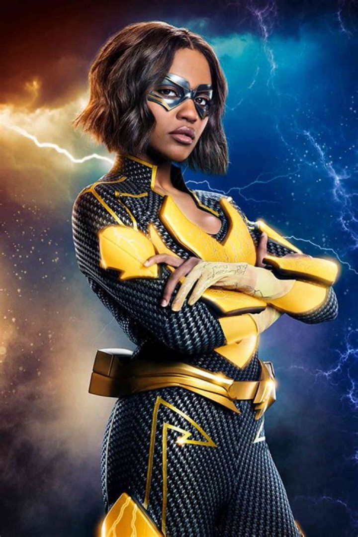 Black Lightning Reveals First Look At Jennifer In Her Lightning Costume