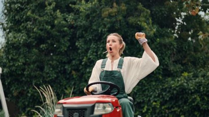 Carvana Commercial Actress