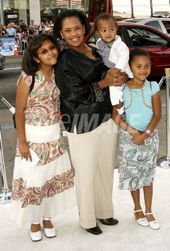 Chandra Wilson Biography - Facts, Childhood, Family Life & Achievements