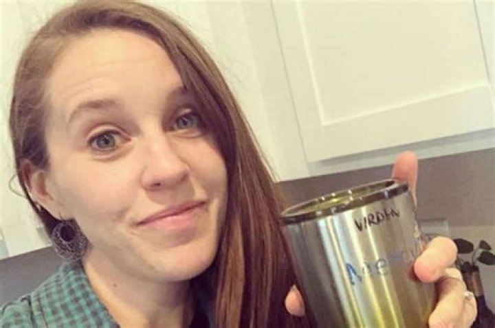 Counting On – Jill Duggar’s House Is Filled With Smoke After Hilarious Cooking Fail