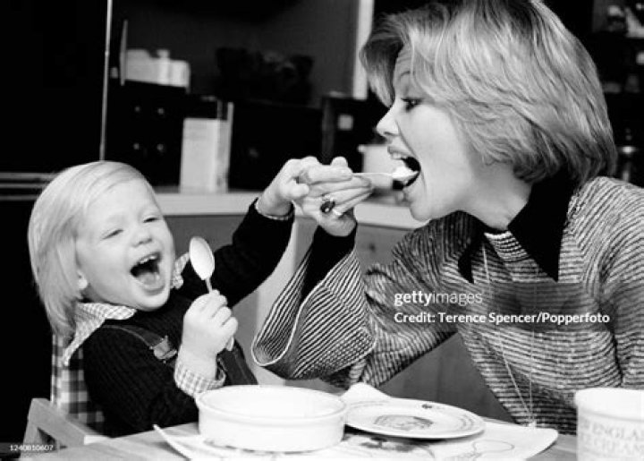 Crispian Mills Biography - Facts, Childhood, Family Life, Achievements