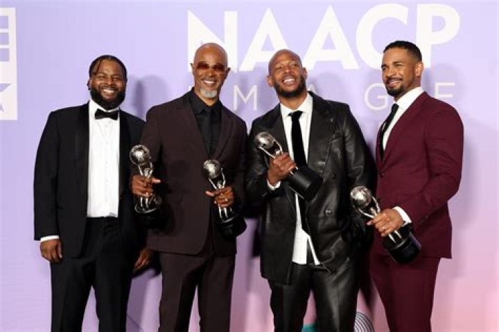 Damon Wayans Jr. Biography - Facts, Childhood, Family Life & Achievements