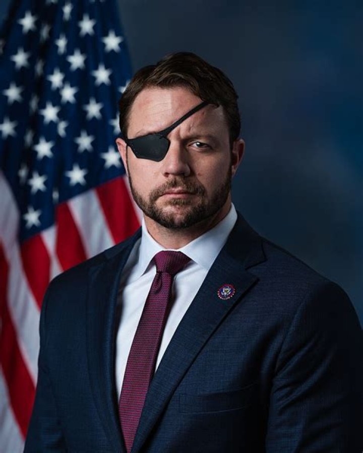 Dan Crenshaw Biography – Facts, Childhood & Achievements