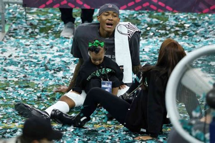 DeVonta Smith family, wife, children, parents, siblings