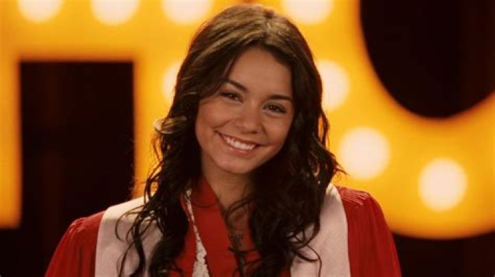 Does Vanessa Hudgens really sing in HSM? – Celebrity