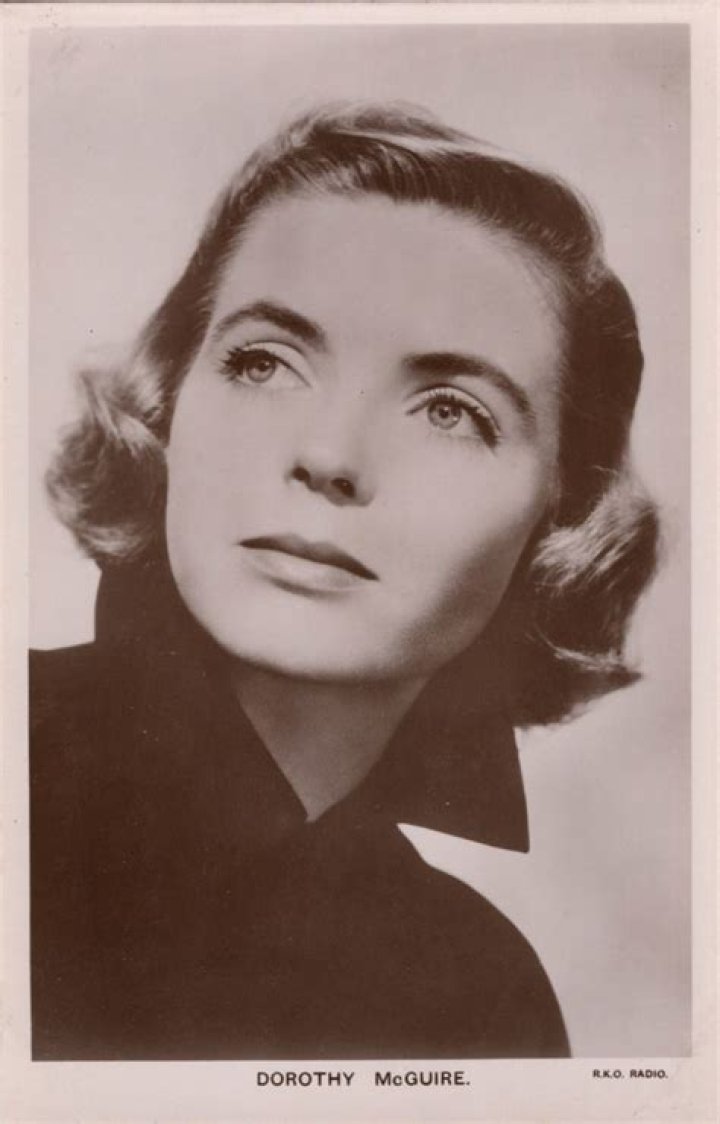 Dorothy Hackett McGuire Biography - Facts, Childhood, Family Life & Achievements