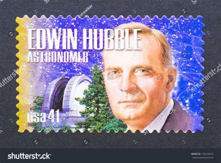 Edwin Powell Hubble Biography - Facts, Childhood, Family Life & Achievements