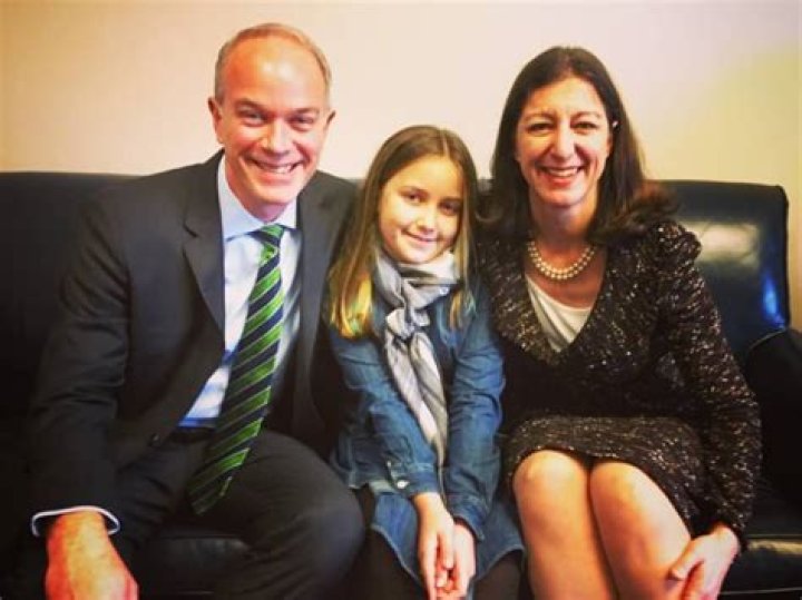 Elaine Luria family, husband, children, parents, siblings