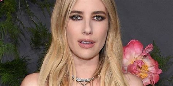 Emma Roberts in Two-Piece Red Workout Gear is “So Stunning”