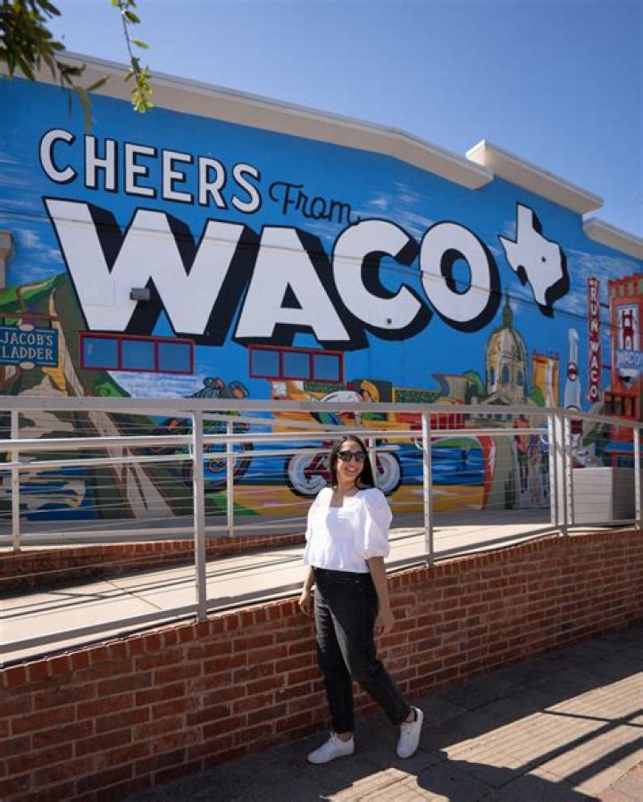 Famous People From Waco, Texas & Celebs Born In Waco