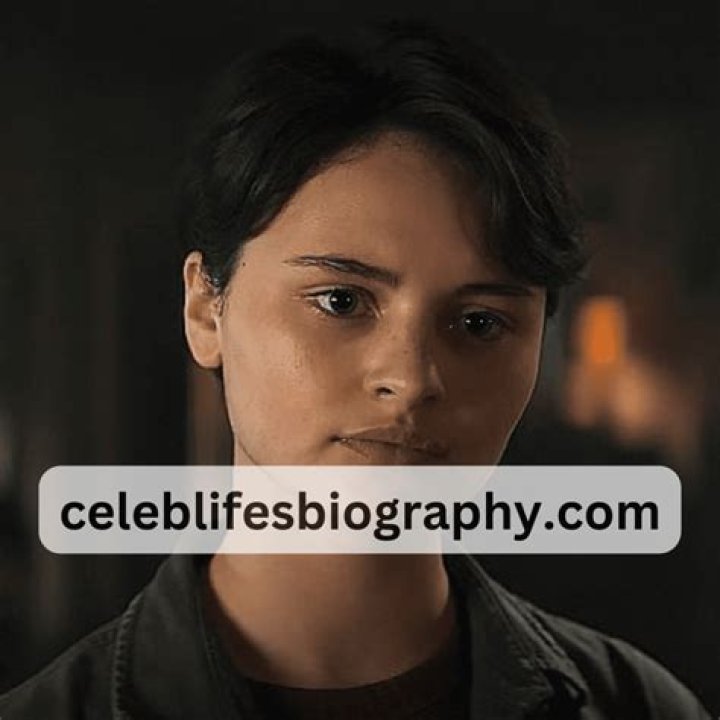 Gabrielle Echols Wiki, Age, Height, Boyfriend & Parents