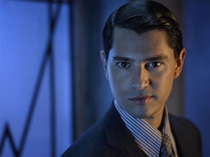 Gotham Promotes Nicholas D’Agosto To Series Regular