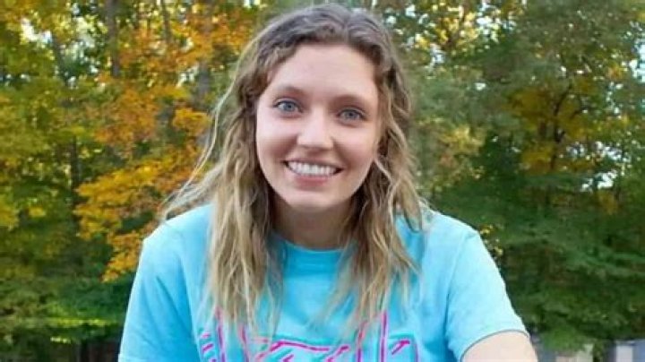 Grace Sharer – Bio, Facts, Family Life of YouTube Vlogger