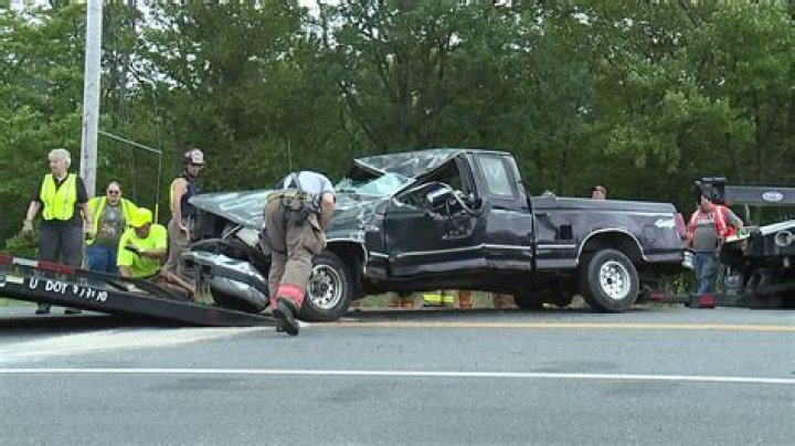 How Did Sam Speake of Milwaukee Die? Columbia MO Car Accident –