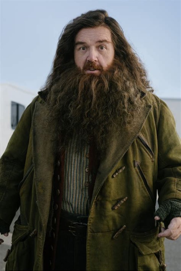 How did they make Hagrid look so tall? – Celebrity