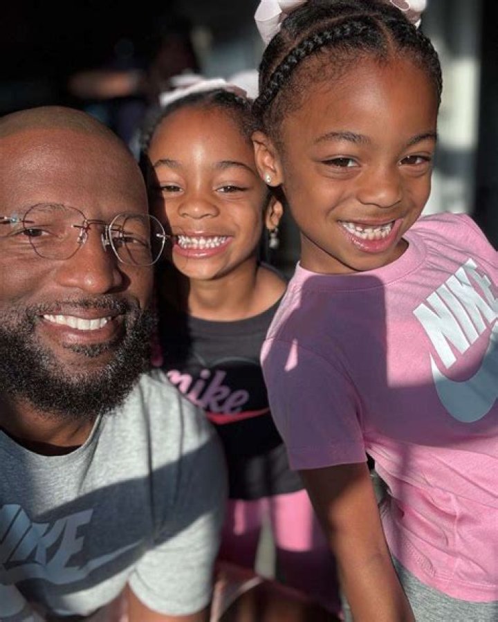 How many grandkids does Rickey Smiley have? Why can’t Rickey Smiley see his granddaughter?