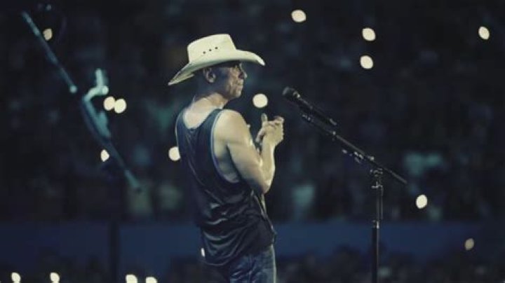 
How Much Money Does Kenny Chesney Make? Latest Income Salary
