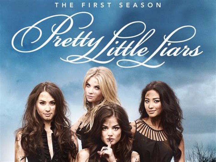 How Old Was Sasha Pieterse In Pll Season 1? – Celebrity