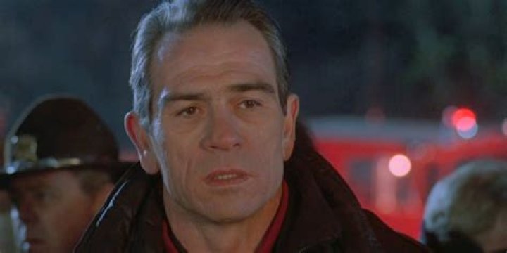 How old was Tommy Lee Jones in The Fugitive?