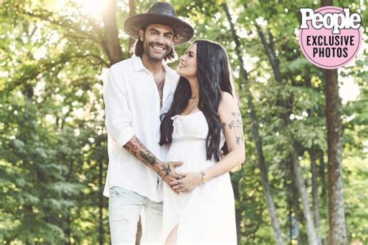 Is Austin Moon married? – Celebrity