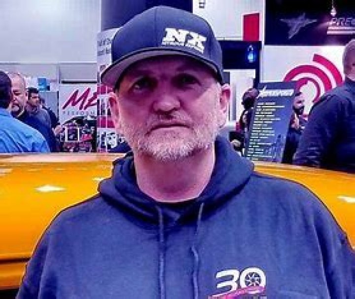 Is Ryan Martin related to Jeff Lutz?