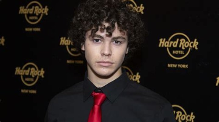 Is Zackary Arthur gay? The rumors, explained