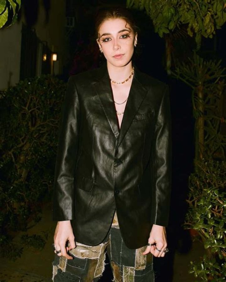 Isabella Avila (Onlyjayus) career earnings and net worth