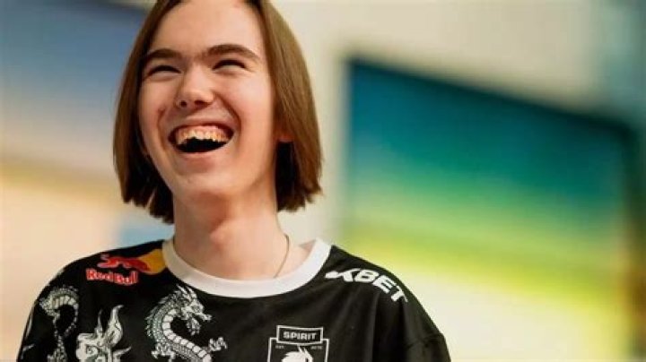 Isaiah Spiller age, height, ethnicity, family, college, 40 time, draft, trade, net worth, Instagram