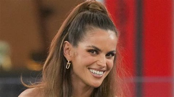 Izabel Goulart in Bathing Suit Says "The Countdown is On" — Celebwell