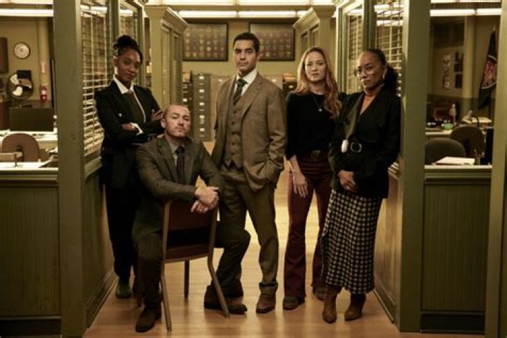 Jake McLaughlin Biography - Facts, Childhood, Family Life & Achievements