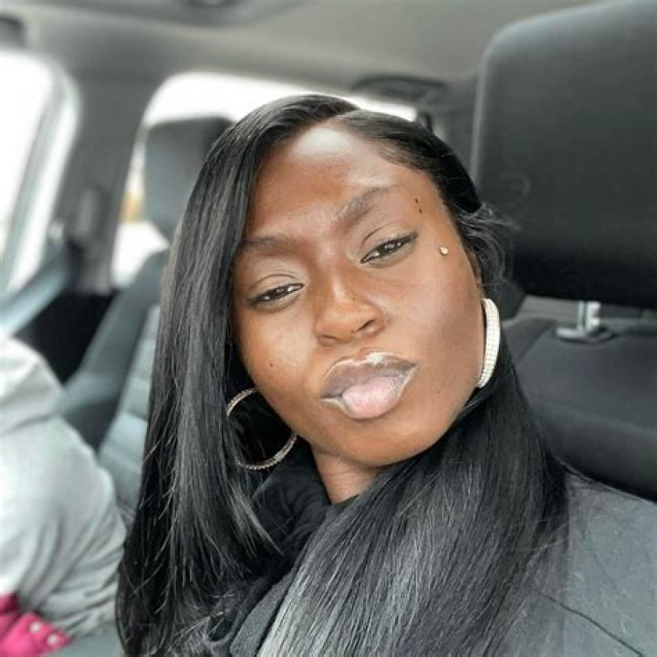 Jenise Hart (@imxxxdark) Biography, age, family, OnlyFans, Twitter