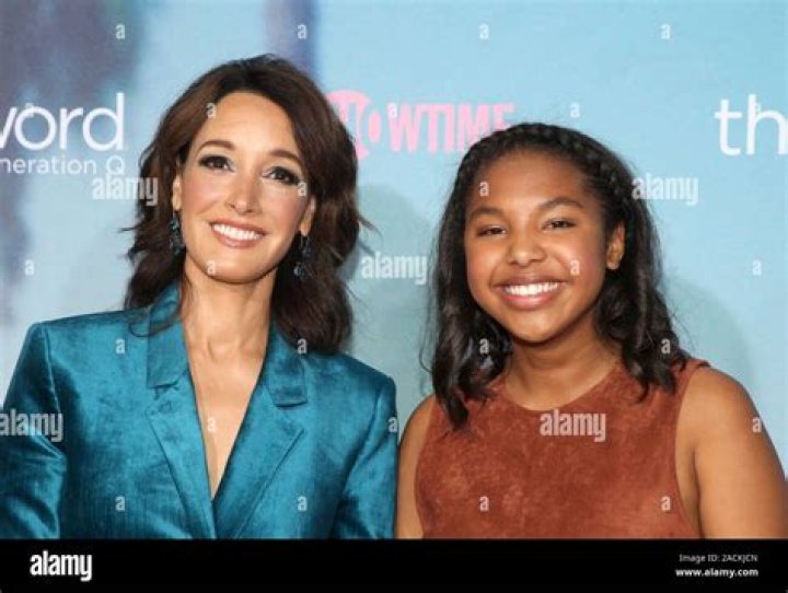 Jennifer Beals children: Does Jennifer Beals have children?