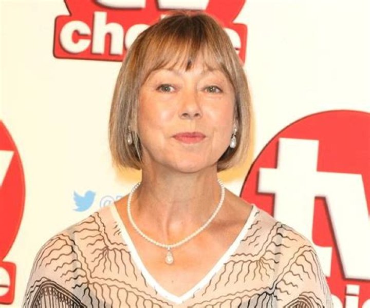 Jenny Agutter Biography - Facts, Childhood, Family Life & Achievements