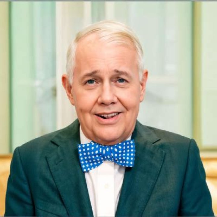 Jim Rogers Biography - Childhood, Life Achievements & Timeline