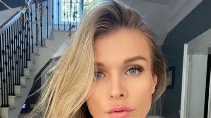 Joanna Krupa in Bathing Suit Has "Perfect Day at the Beach" — Celebwell