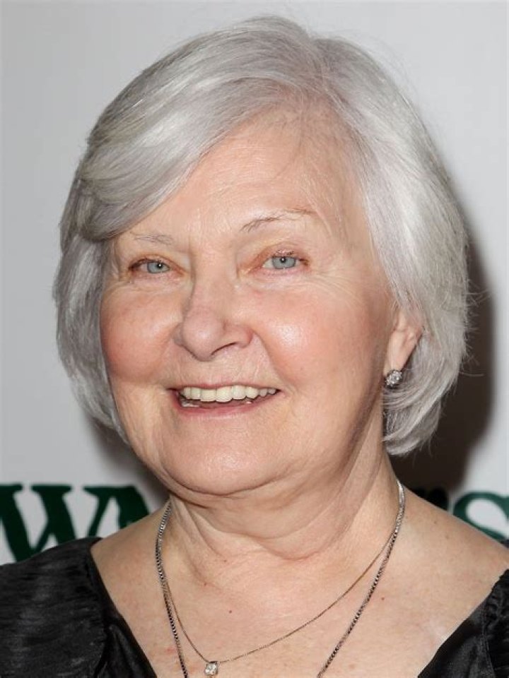 Joanne Woodward Biography - Childhood, Life Achievements & Timeline