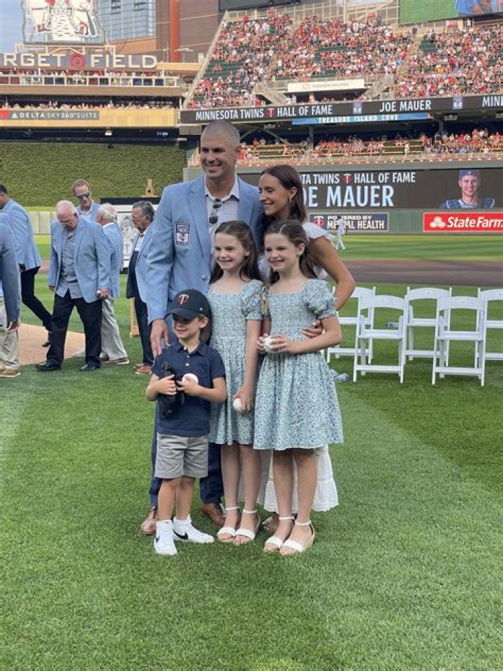 Joe Mauer Biography - Facts, Childhood, Family Life & Achievements