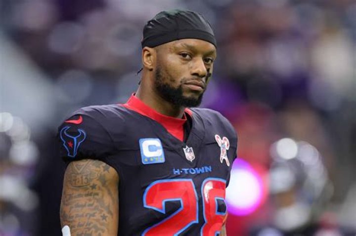 Joe Mixon’s sister pleads not guilty in to home shooting