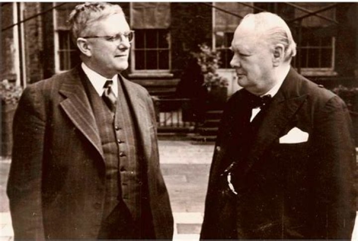 John Curtin Biography - Facts, Childhood, Family Life & Achievements